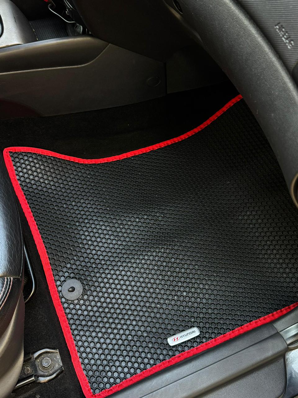 Hyundai i30 (2007-2012) üçün Premium Rezin Ayaqaltı – kiçik şəkil 5