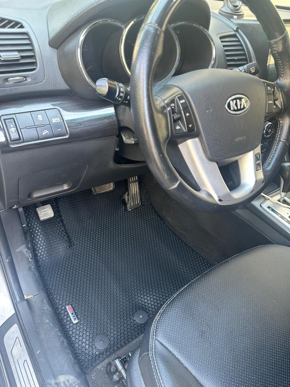 Kia Sorento (2009-2012) üçün Premium Rezin Ayaqaltı – kiçik şəkil 3
