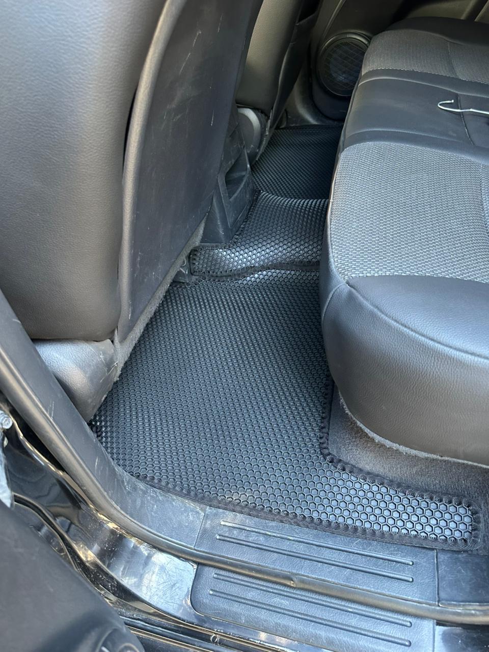 Kia Sorento üçün Premium Rezin Ayaqaltı – kiçik şəkil 4