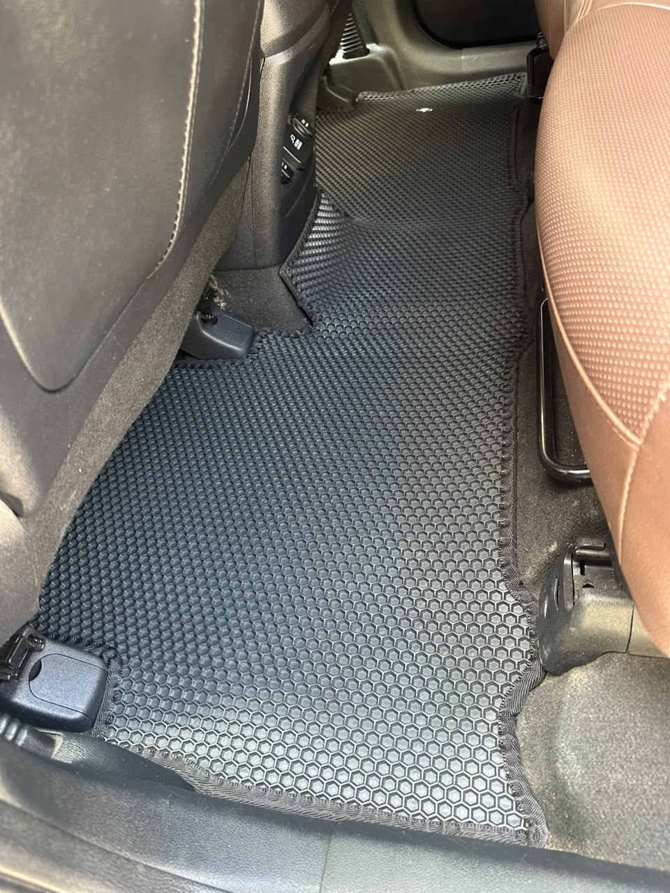 Kia Sorento üçün Premium Rezin Ayaqaltı – kiçik şəkil 4