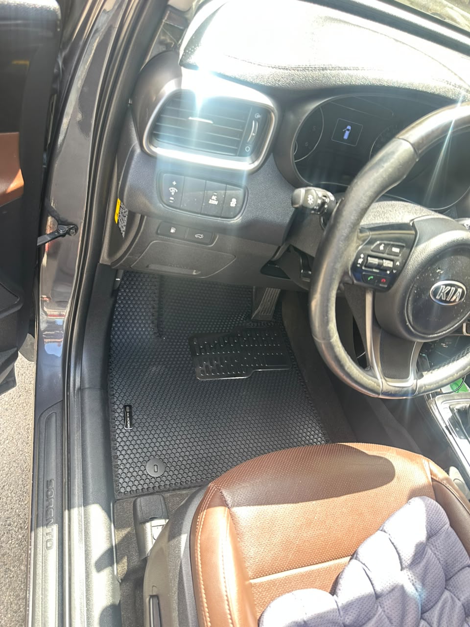 Kia Sorento üçün Premium Rezin Ayaqaltı – kiçik şəkil 3