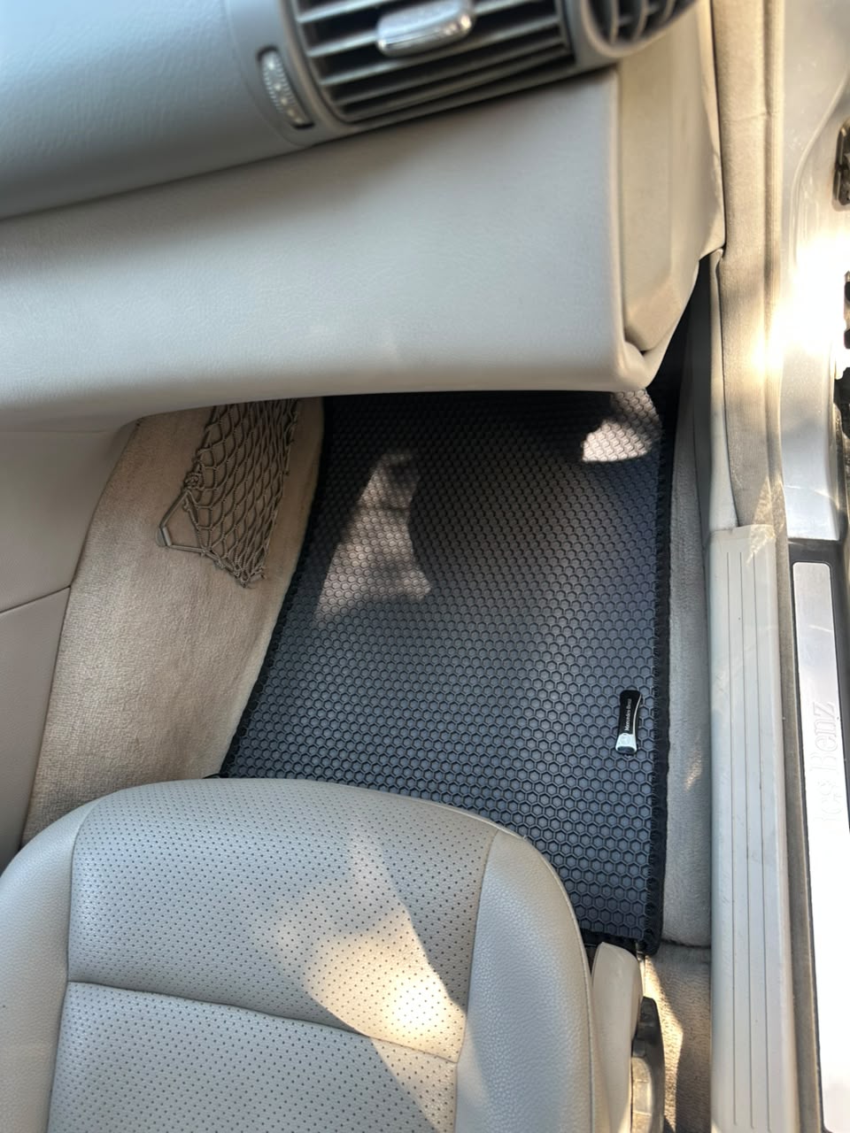 Mercedes-Benz W203 (C-Class, 2000-2007) üçün Premium Rezin Ayaqaltı – kiçik şəkil 4
