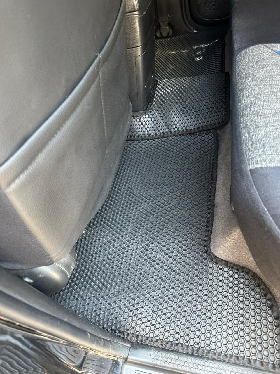 Nissan Pathfinder  üçün Premium Rezin Ayaqaltı – kiçik şəkil 4